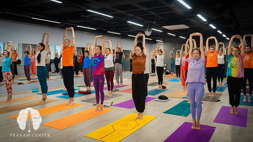 Разминка перед йогой фото