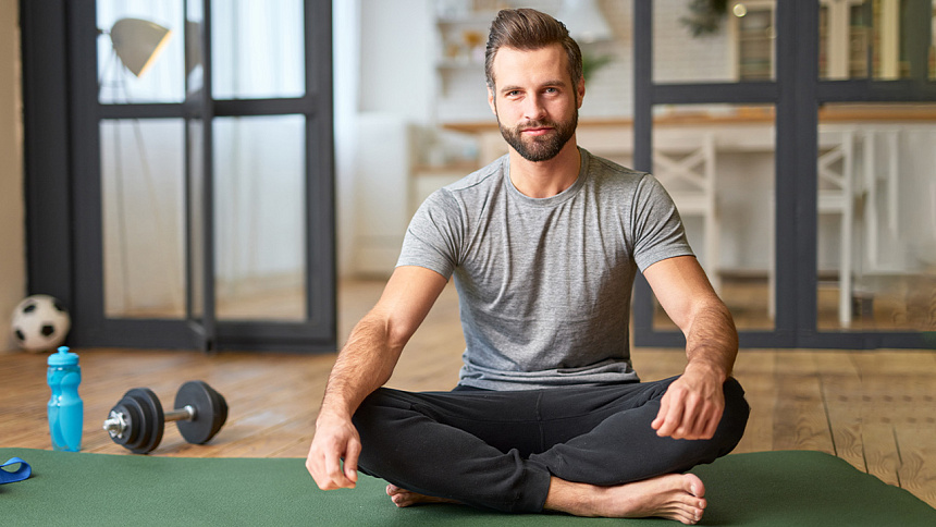 Мужчина спортсмен фото