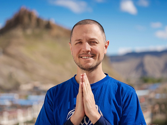 Александр Дувалин