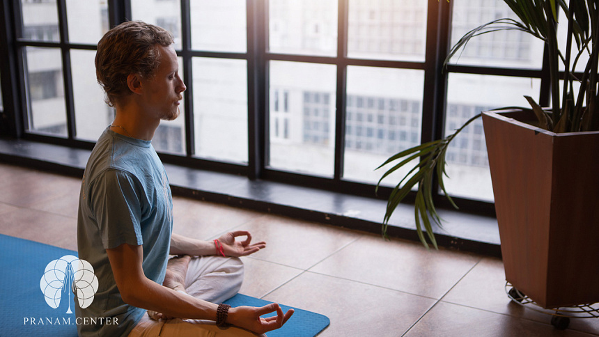 Медитация на рассвете фото