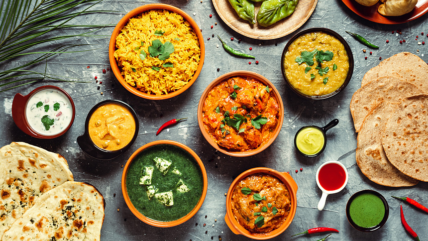 разнообразная острая еда в аюрведе фото